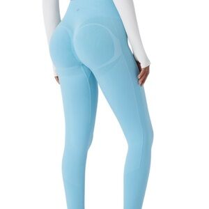 Halara Seamless Flow High Waisted Tummy Control Butt Lifting Leggings